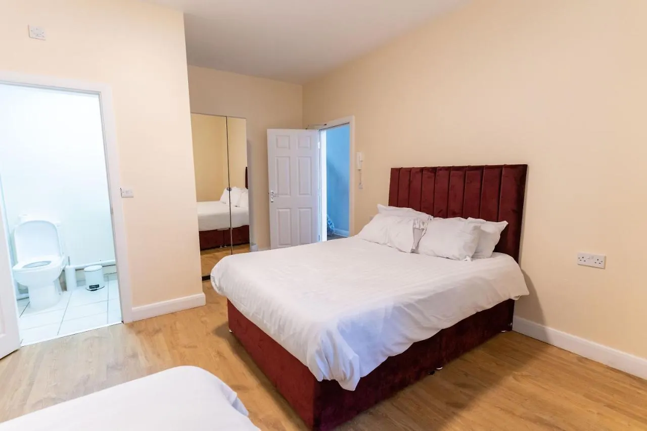 Newcastle City Apartment All En-Suite 0*, Newcastle upon Tyne