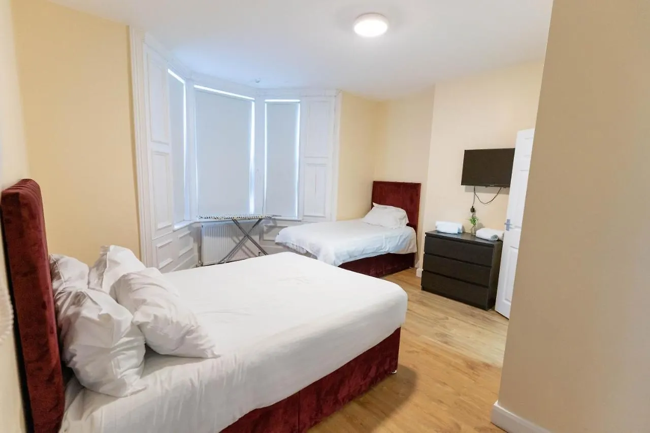 Newcastle City Apartment All En-Suite United Kingdom